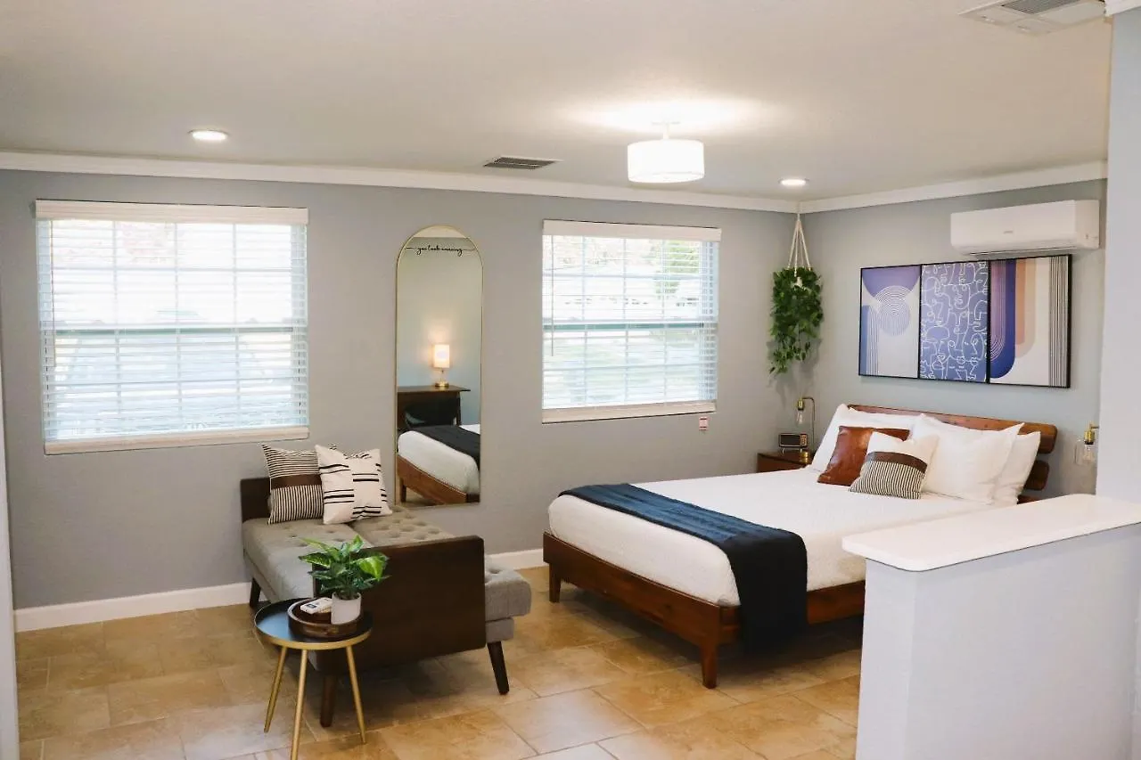 Luxury Studio Suite Close To Tampa Airport 0*,